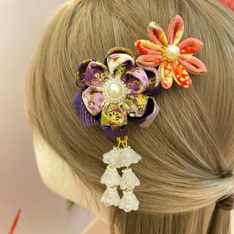 Japanese-style two-layered flower-blocked lily of the valley hairpin hair accessories - เครื่องประดับผม - ผ้าฝ้าย/ผ้าลินิน สีม่วง