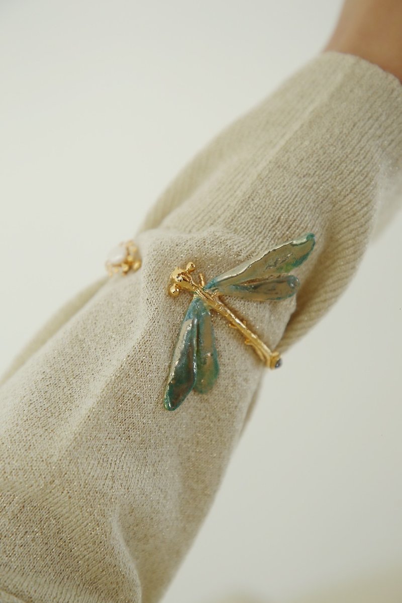 Winter Journey - Dragonfly Bracelet/Valentine's Day Gift/Accessories/Bracelet - สร้อยข้อมือ - ทองแดงทองเหลือง สีทอง