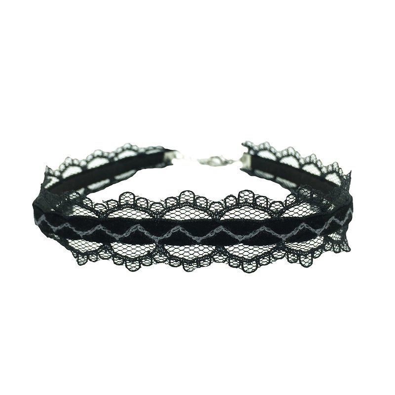 Curve Night Lace Choker- black lace necklace - สร้อยคอ - วัสดุอื่นๆ สีดำ