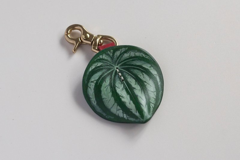 西瓜皮椒草 Peperomia sandersii 皮革黃銅掛飾 - 鑰匙圈/鎖匙扣 - 真皮 綠色