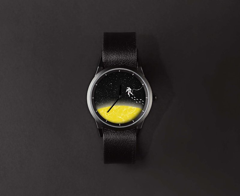 【Illustration Watch】Space walk-2am - นาฬิกาผู้ชาย - โลหะ สีเหลือง