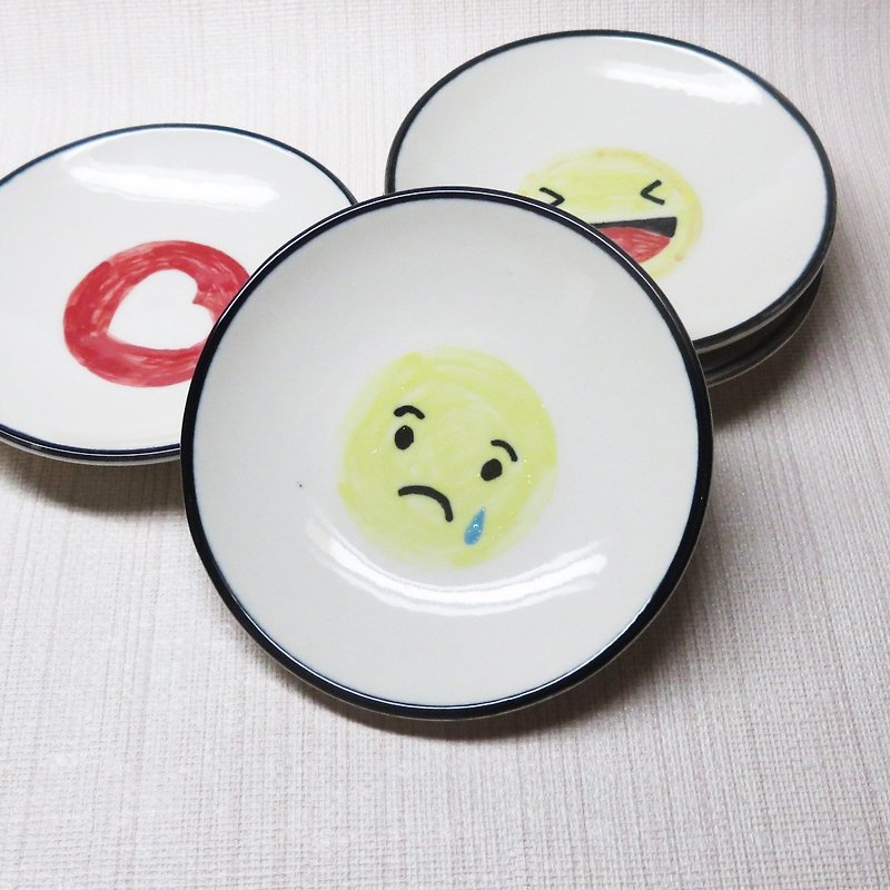 [Painted Series] Emoji Small Dish (Crying Face) - Small Plates & Saucers - Porcelain Yellow