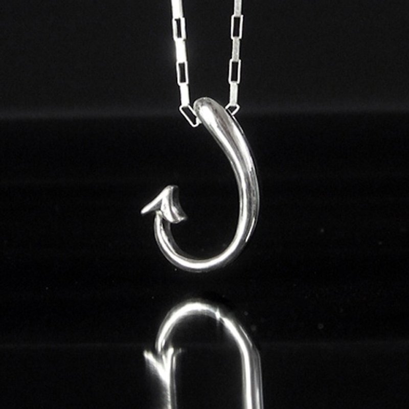 Love Hook for M sterling silver necklace - สร้อยคอ - เงินแท้ สีเงิน