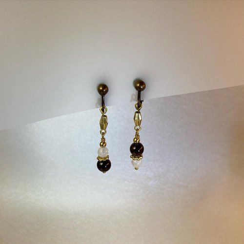 楽 容 YUE RONG 月光石榴石不對稱耳環-可製作耳針