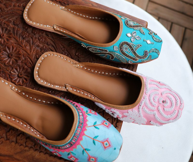 【廋版涼拖】印度風情/手工釘珠皮底拖鞋 - 女休閒鞋/帆布鞋 - 真皮 多色