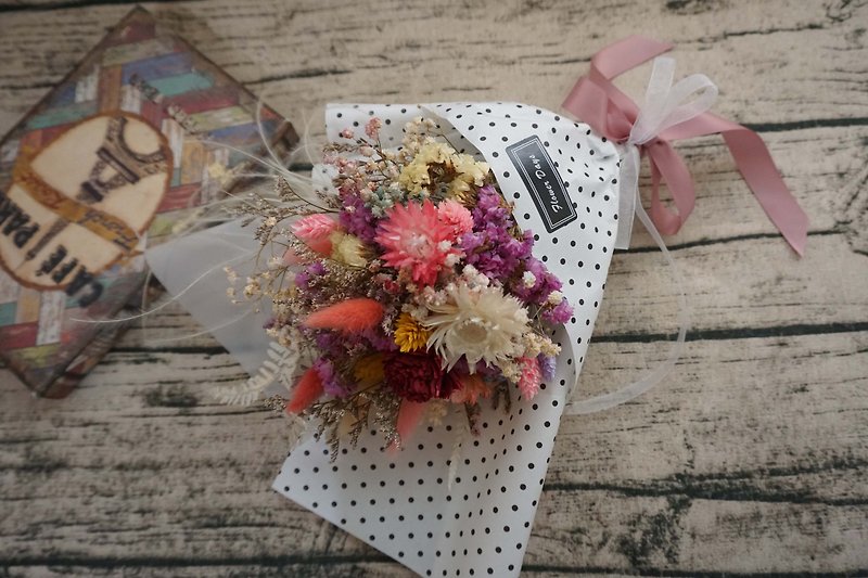 Not withered flowers, eternal flowers - come to picnic ~ Korean dry small bouquet exchange gift birthday gift graduation * - Plants - Plants & Flowers 