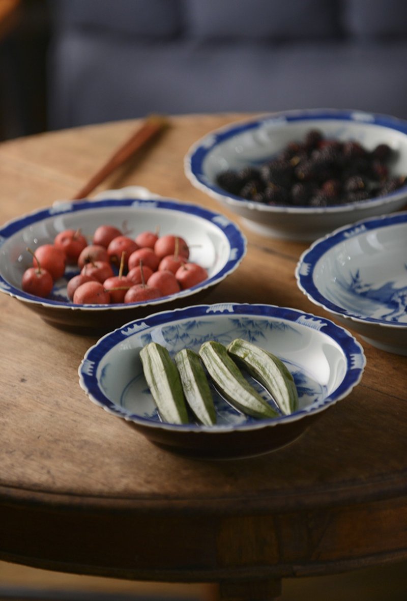 Hand-painted blue and white porcelain plate rhombus folded bowl hand-made bowl Chinese antique and elegant - ถ้วยชาม - เครื่องลายคราม 