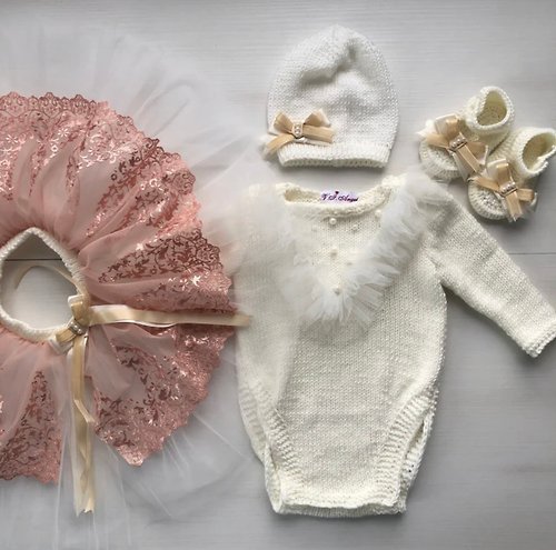 V.I.Angel Hand knit outfit for baby girl: romper, tutu skirt, hat, booties. Take home set.