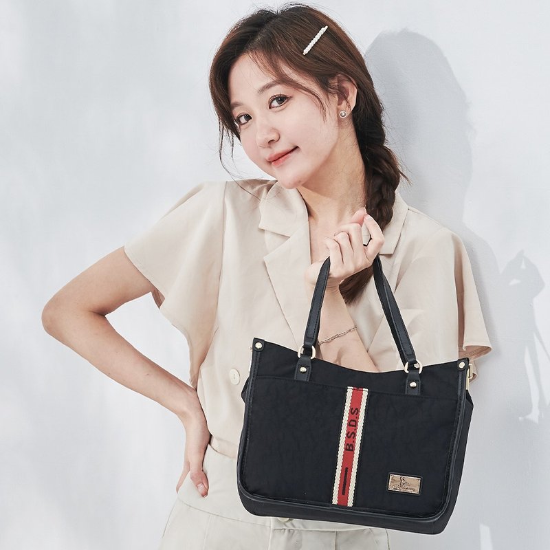 [Fashionable Ribbon] Very Good - Ribbon Spliced ​​Square Tote Bag - Red Brick Black - กระเป๋าถือ - ไนลอน หลากหลายสี