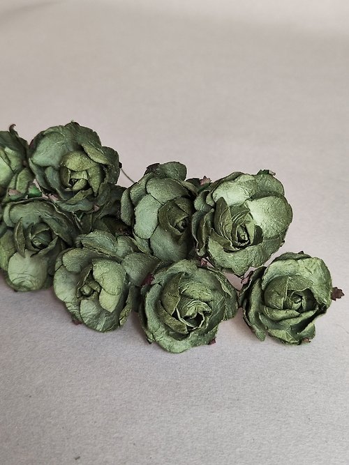 makemefrompaper Paper Flower, centerpiece, DIY 25 pieces peony size 3.5 cm., dark green color