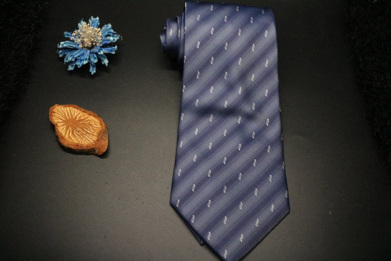 牛仔藍小線條真絲領帶/型男百搭necktie - 領帶/領帶夾 - 絲．絹 藍色