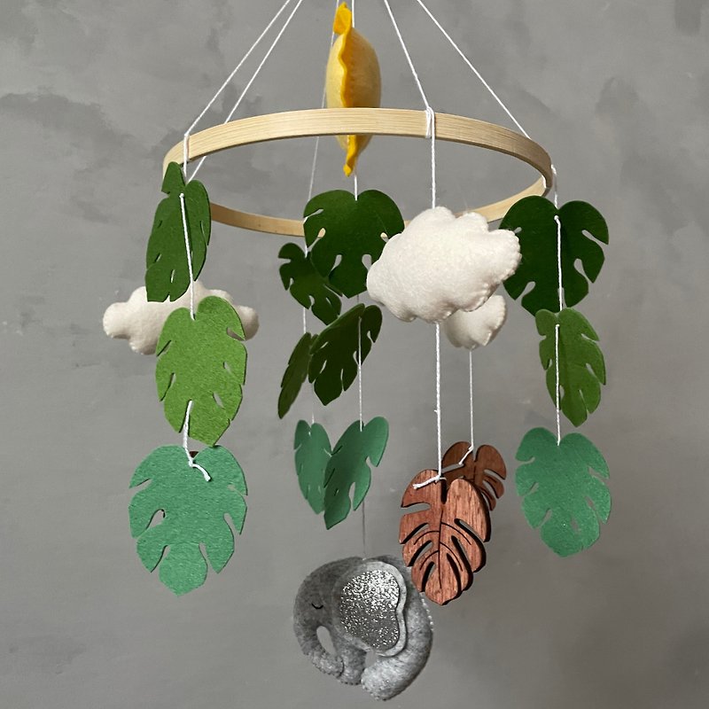 Jungle safari mobile with elephant and tropical leaves for neutral nursery decor - Kids' Toys - Eco-Friendly Materials Green