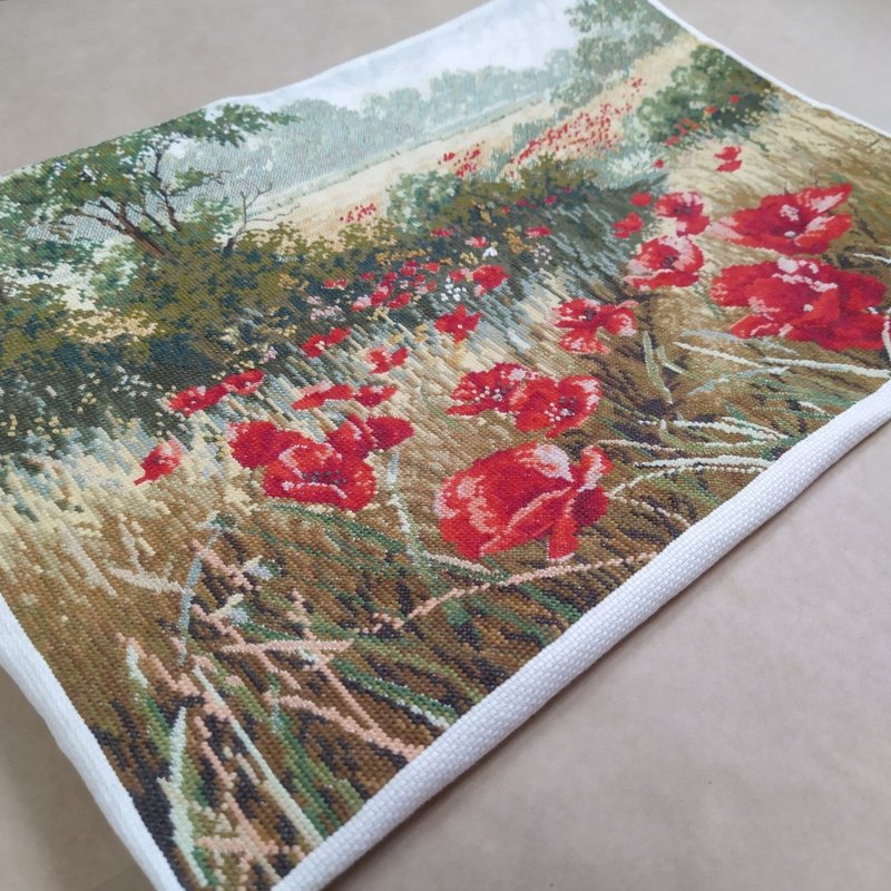 Handmade Red Poppies wall art, Hand Cross Stitched Artwork, Gifts, Home Decor - 海報/掛畫/掛布 - 棉．麻 紅色
