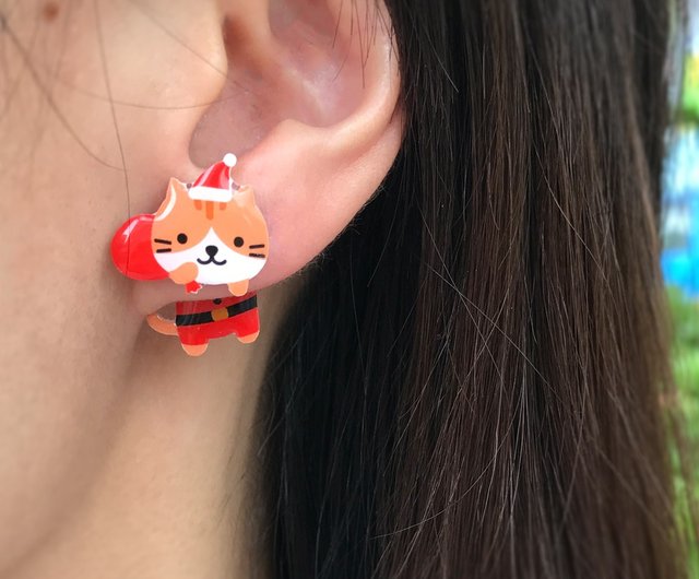 ☆Xmas猫ちゃんピアス☆⑤ レジンピアス☆クリスマス・サンタ猫ちゃん☆