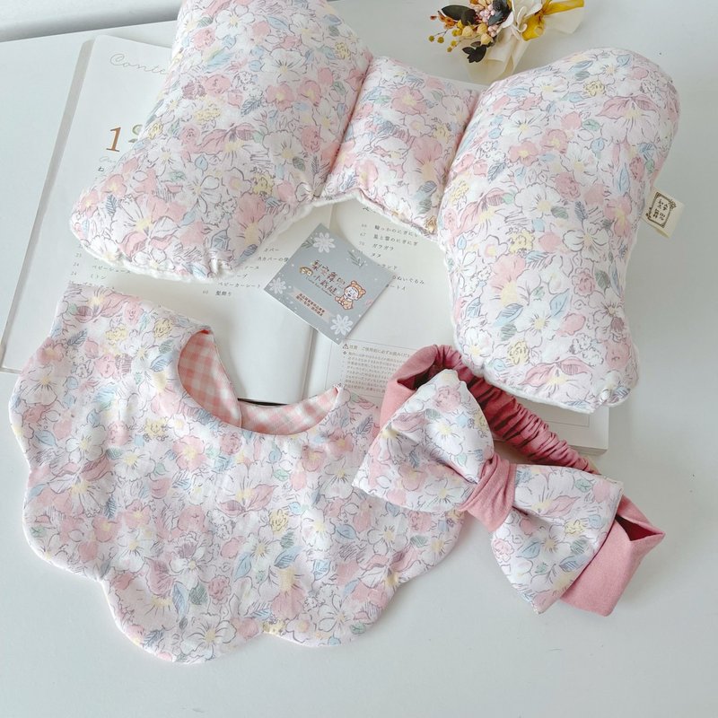 Literary Crush Flower Moon Gift Box Three-piece Set Handmade Butterfly Pillow + Six-layer Gauze Flower Pocket + Baby Headband - ของขวัญวันครบรอบ - ผ้าฝ้าย/ผ้าลินิน 