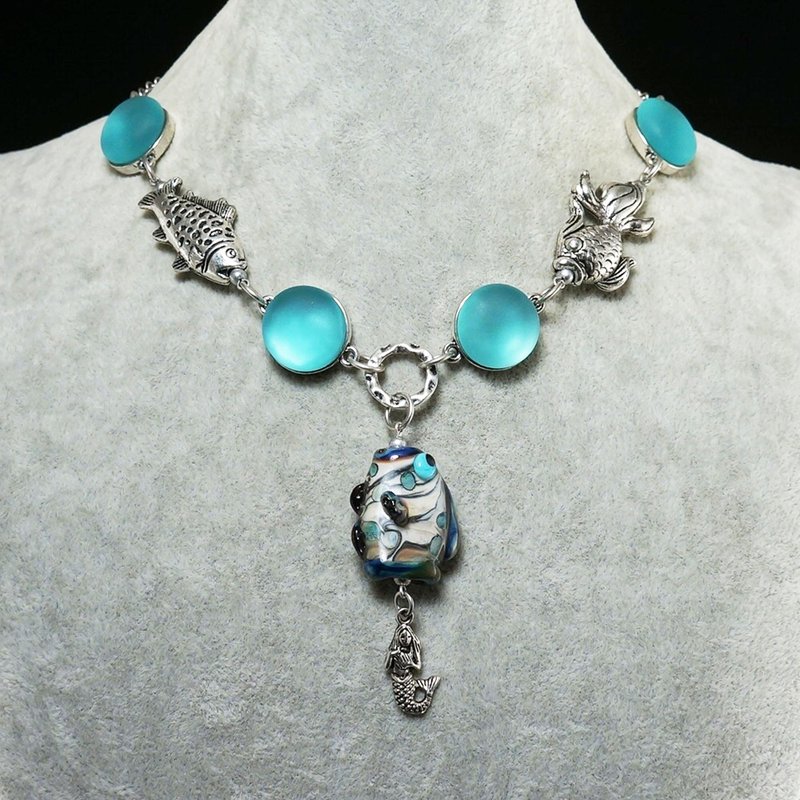 Silver Fish Lampwork Glass Necklace Teal Aqua Blue Turquoise Necklace Jewelry - สร้อยคอ - แก้ว สีน้ำเงิน