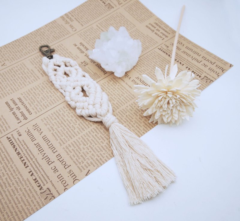 macrame 波西米亞風編織鑰匙圈001 - 鑰匙圈/鑰匙包 - 棉．麻 卡其色