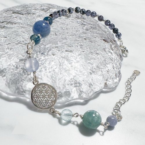 In Hand Jewelry Design 自由不羈之藍-藍晶石.丹泉石-純銀設計手鍊