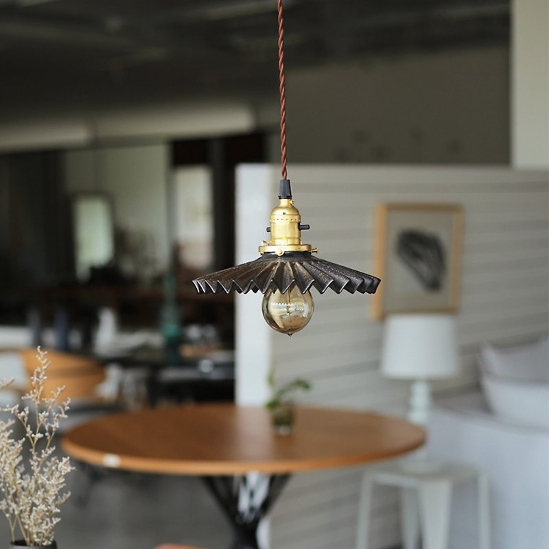 New retro ‧ rust glaze ceramic 100% chandelier │ Good Form‧ good shape - โคมไฟ - เครื่องลายคราม สีดำ