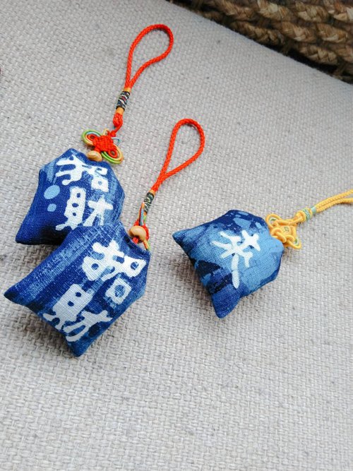 卓也藍染 Indigo Dyeing House 卓也藍染-藍蠟染祝福御守
