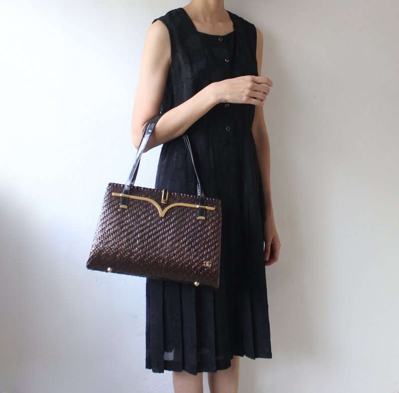 FOAK vintage Greta brown rattan antique bag - กระเป๋าถือ - วัสดุอื่นๆ 