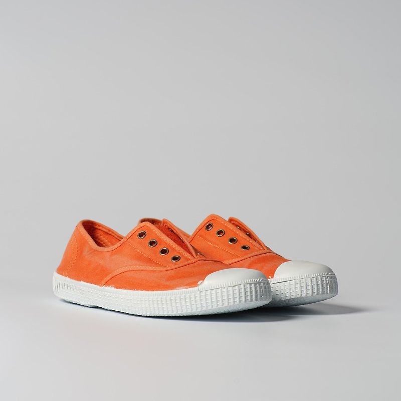 西班牙國民帆布鞋 CIENTA 大人尺寸 洗舊 橘色 香香鞋 70777 17 - 女款休閒鞋 - 棉．麻 橘色