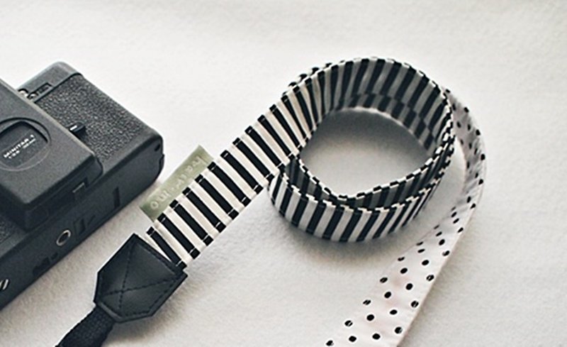 hairmo. Black and white stitching stripes dots double-hanging camera strap (normal/double small holes) - Cameras - Paper White