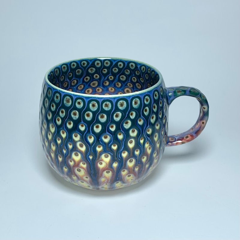 Peacock Coffee Cup 280ml Qiu Yuning Yingge A6-01 - Teapots & Teacups - Porcelain Multicolor