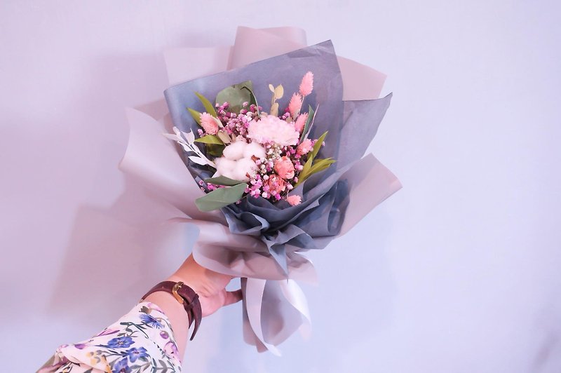 One Flower Korean Bouquet Everlasting Carnation Mother's Day Bouquet Dry Bouquet - Items for Display - Plants & Flowers Gray