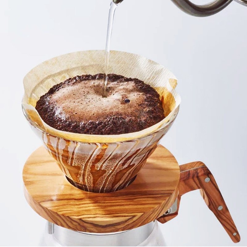 [Ready stock] Japanese original olive wood glass hand-brewed coffee filter cup with filter paper premium coffee - Coffee Pots & Accessories - Glass White