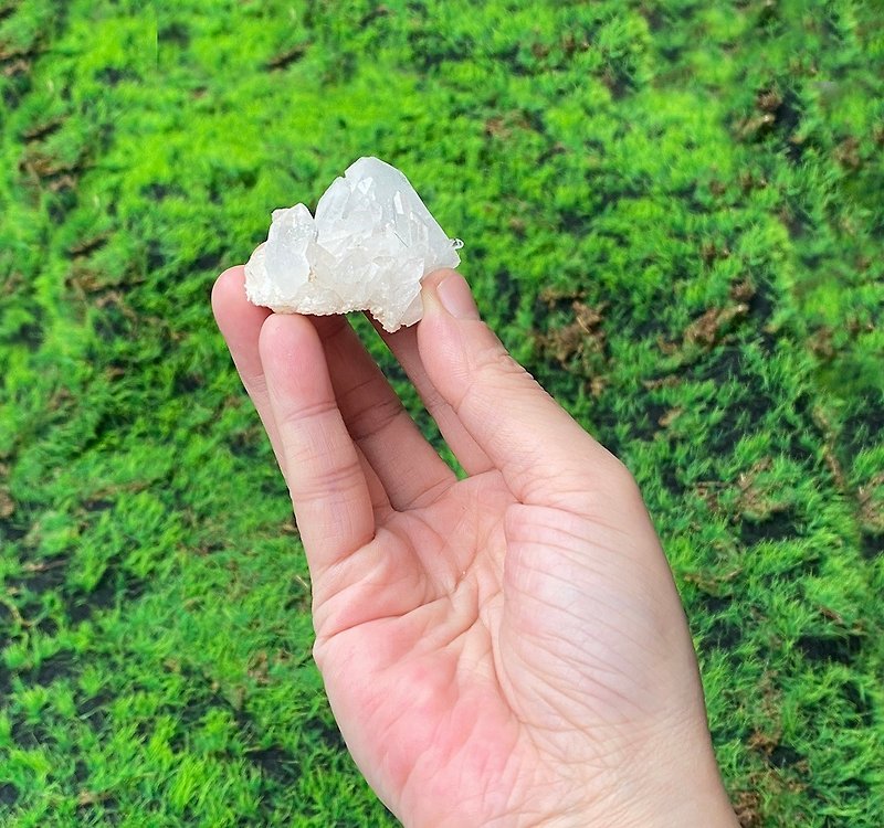 Energy decoration-natural raw mineral lovely white crystal cluster degaussing, purification, healing, luck and purification - ของวางตกแต่ง - คริสตัล ขาว