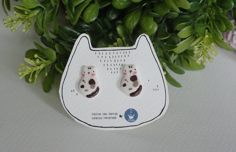 Cats polymer clay earrings - 耳環/耳夾 - 其他材質 咖啡色