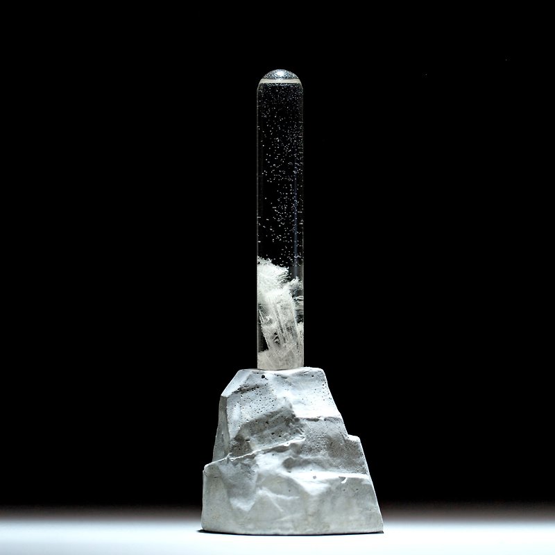 Christmas gifts / small snow-capped tubes storm glass / gift exchange - ของวางตกแต่ง - วัสดุอื่นๆ สีเงิน