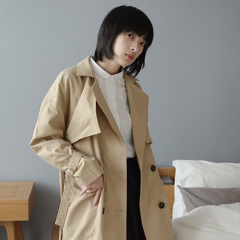 Light khaki double breasted long trench coat | windbreaker | cotton + polyester fiber | independent brand |Sora-116 - Women's Blazers & Trench Coats - Cotton & Hemp 