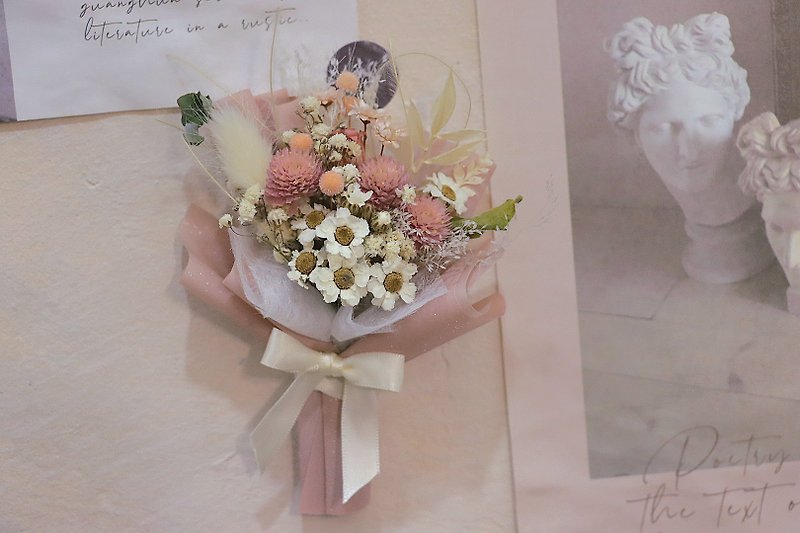 韓式小花束 客製迷你小花束 精緻款小花束 - 心意卡/卡片 - 植物．花 多色