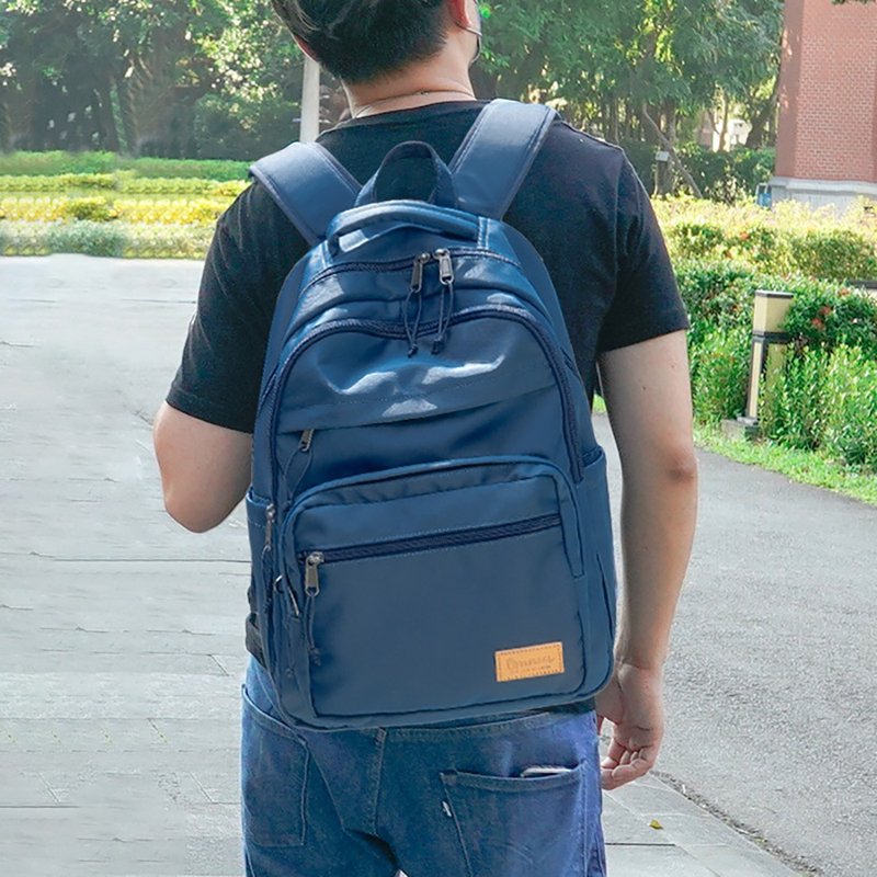 [Get a Keychain with Purchase] Light Travel Large Capacity Laptop Backpack (Navy Blue) - กระเป๋าเป้สะพายหลัง - ไนลอน 