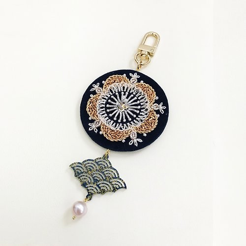 Live Life Detail Thai embroidery bag charm FLOWER with natural pearls