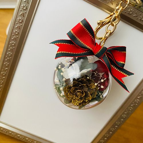 小滿花未 聖誕松果花球吊飾DIY材料包 松果 壓克力球 聖誕禮物 鑰匙圈 吊飾