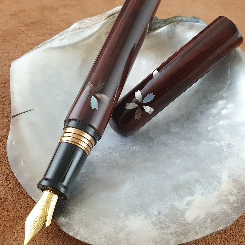 [TENNY Limited Pre-Order Pen] Spring Cherry--Handmade Wooden Pen X Luodian Craft - ปากกาหมึกซึม - ไม้ 