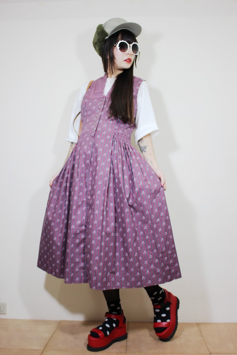 F2149 [オーストリアの伝統的な衣装]（ビンテージ）紫ストライプビンテージ花柄のノースリーブのドレス（結婚式/ピクニック/パーティ） - ワンピース - コットン・麻 パープル