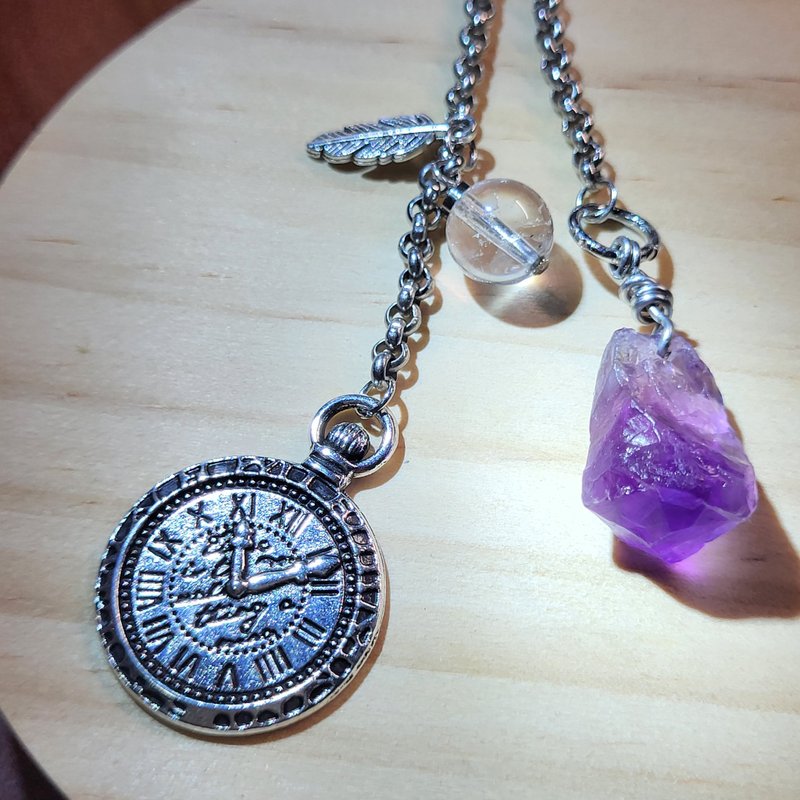 •Nostalgic time•Amethyst pocket watch charm Shining crystal bag hanging/casual buckle/charm - พวงกุญแจ - คริสตัล สีม่วง