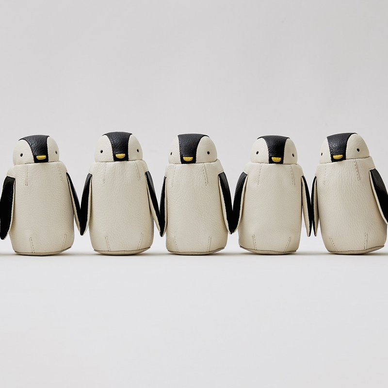 Penguin storage bag - กระเป๋าเครื่องสำอาง - หนังแท้ ขาว