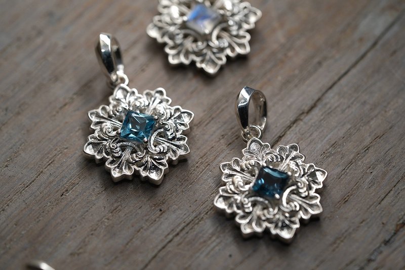 925 Silver with Gem Stone Ruling Planet Pendant (Price per piece) - สร้อยคอ - เครื่องประดับพลอย 