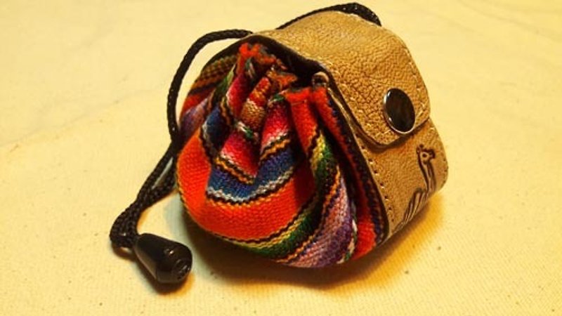 Leather feel beam port small purse - leather totem mark - weaving Orange - Coin Purses - Other Materials Multicolor
