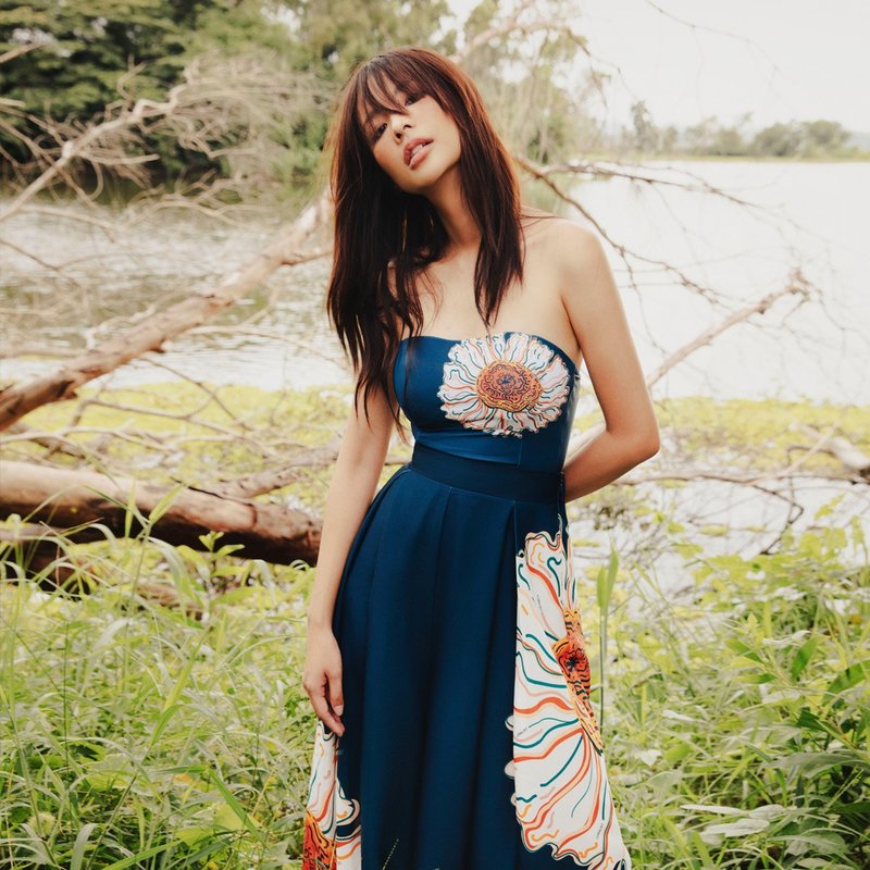 'Rune' Oversized wide leg beach to go pant in Midnight Daisy (CRBW79) - 女泳衣/比基尼 - 其他材質 