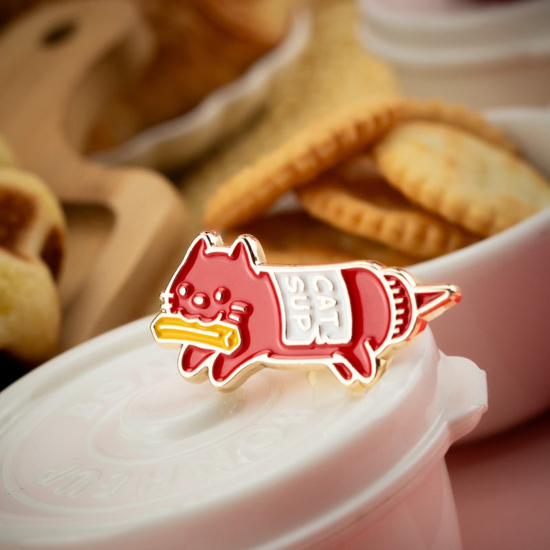 Catsup Enamel Pin — Tomato Ketchup Cat | Cute food illustrations | Food Puns - 徽章/別針 - 其他金屬 紅色