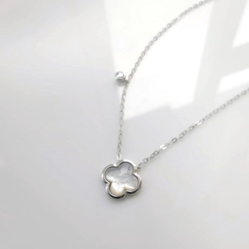 Bridal Secret Jewelry 姊妹禮物-四葉草- 925純銀鑲白鋯石配珍珠貝頸鏈