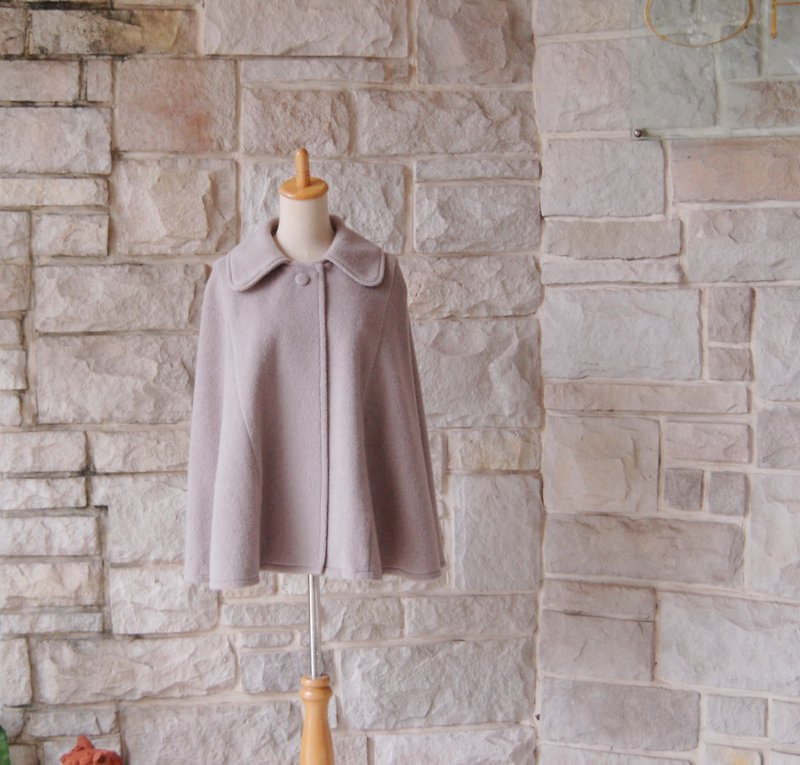 エレガント ケープ コート 　ライトグレー　ウール カシミヤ　シャギー生地　毛流れのある生地　軽い - 女西裝外套 - 羊毛 灰色