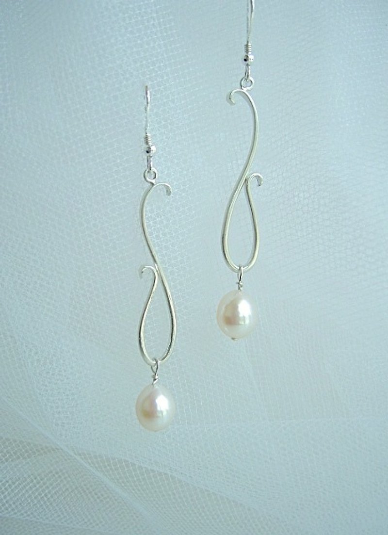 Elegant pearl earrings - ต่างหู - เครื่องเพชรพลอย ขาว