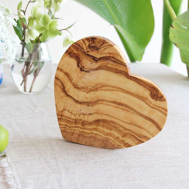 Olive wood Cest bon Heart Cake Dish/ Plate/ Trivet - Small Plates & Saucers - Wood Brown